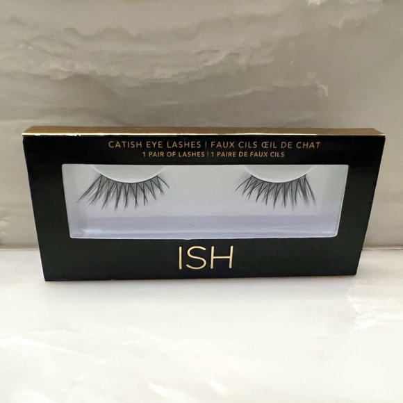 ISH Other - ISH FAUX 1 PAIR  FALSE EYELASHES